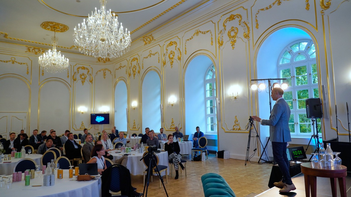 CEO Forum — Ballroom